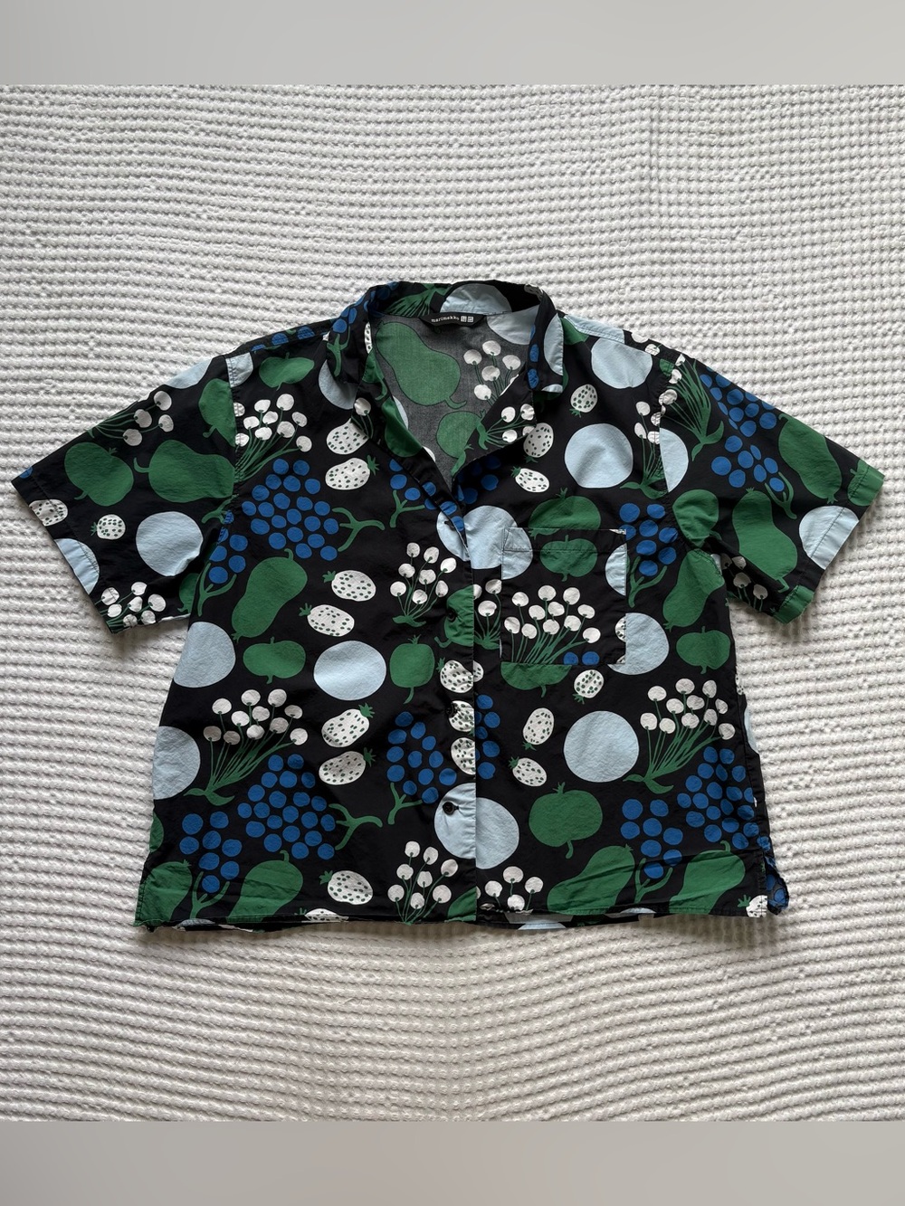 Uniqlo x Marimekko Fruit Print Cotton Boxy Shirt Blue Green Button Up - XL (Est)